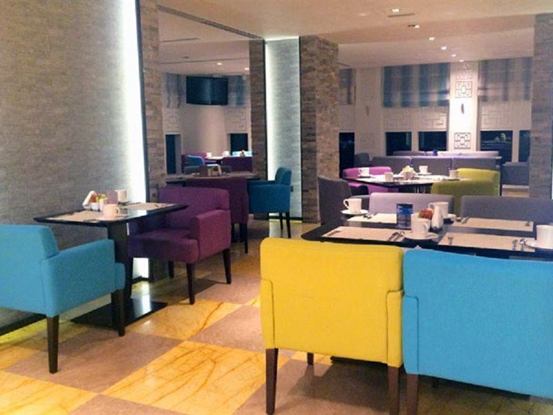 Halo Hotel Дубай Экстерьер фото