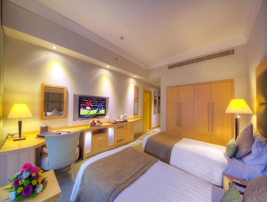 Halo Hotel Дубай Экстерьер фото